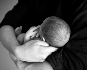 pixabay - newborn and dad