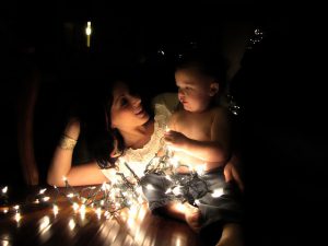 pixabay-tips-for-attachment-parenting-during-holidays